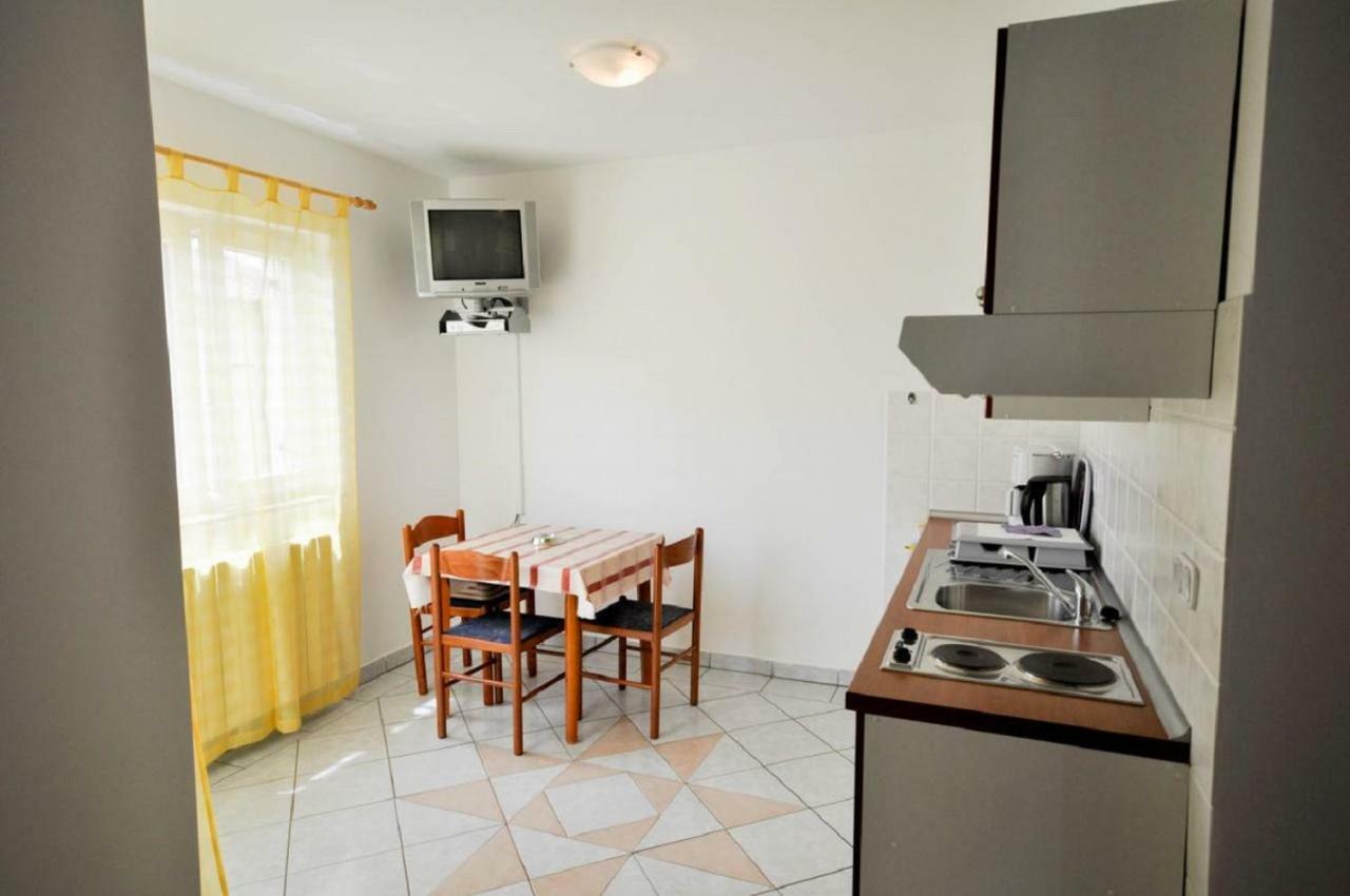 Ana M Apartments Novigrad Istria Exterior foto